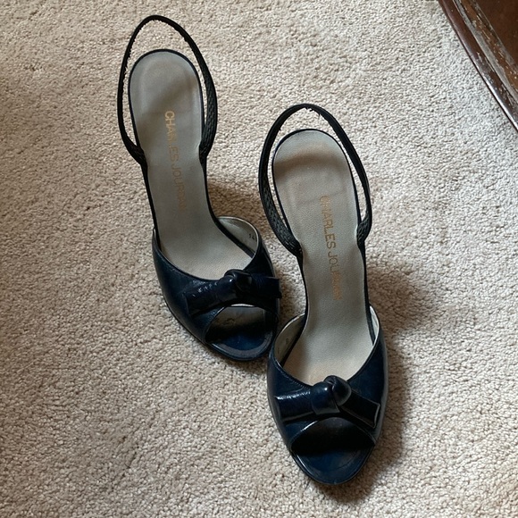 Charles Jourdan Black Slingback Heels with Bow Detail - Picture 1 of 6
